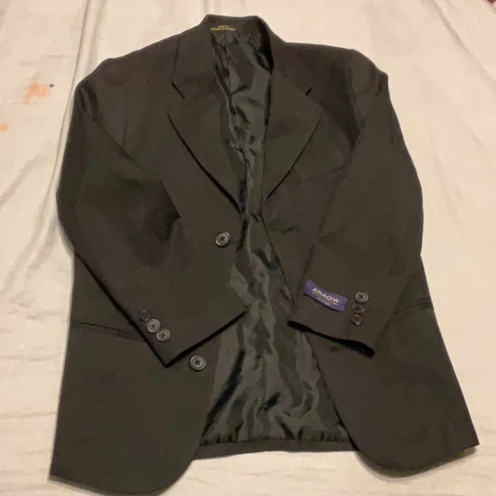 Arrow Blazer lightly worn black for boys size 8